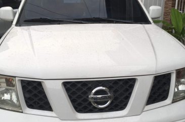 White Nissan Navara 2011 Truck at 81000 for sale in Manila