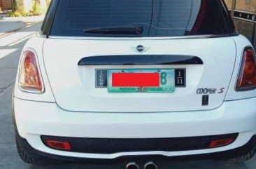 Selling White Mini Cooper 2010 Hatchback in Angeles