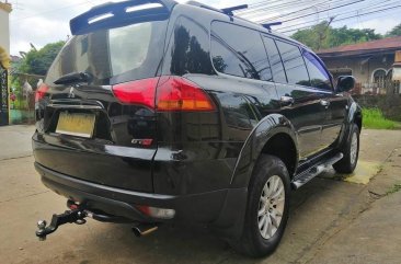 Sell Black 2011 Mitsubishi Montero SUV / MPV in Manila