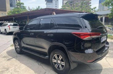 Selling Black Toyota Fortuner 2017 in Manila