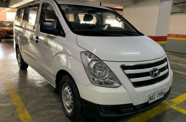 White Hyundai Grand starex 2017 for sale in Makati