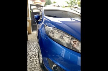 Selling Blue Ford Fiesta 2016 in Quezon City