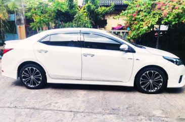 Toyota Corolla Altis 2.0V Corolla Altis Auto