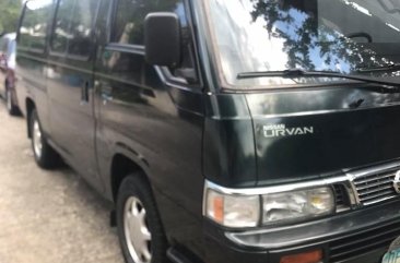 Selling Green Nissan Urvan 2006 Manila