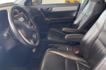 Selling White Honda Cr-V in Manila