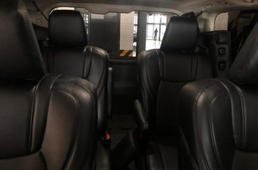 Selling Black Toyota Grandia in Makati