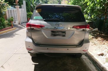 Selling Silver Toyota Fortuner in Taytay