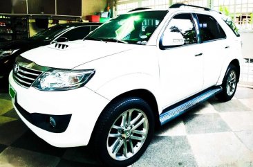 Sell White Toyota Fortuner in Manila
