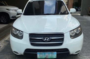 Sell White Hyundai Santa Fe in Manila