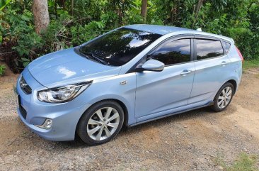 Blue Hyundai Accent for sale in Malolos