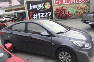 Selling Black Hyundai Accent in Quezon City