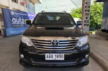 Selling Black Toyota Fortuner in Bacoor