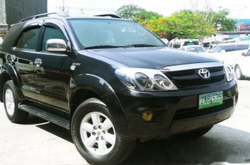 Black Toyota Fortuner 2005 for sale in Manila