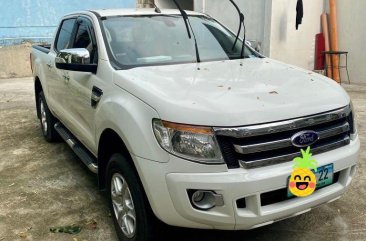 Sell White 2013 Ford Ranger in Manila