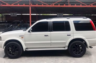 White Ford Everest 2006 for sale in Quezon City