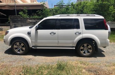 White Ford Everest for sale in Manila