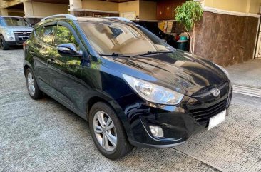 Sell Black Hyundai Tucson for sale in San Juan