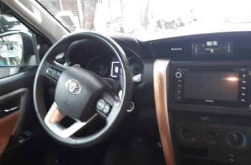 White Toyota Fortuner for sale in Taguig