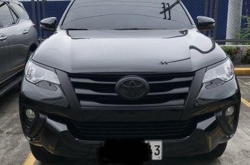 Selling Black Toyota Fortuner for sale in Muntinlupa