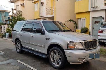 Sell Silver Ford Expedition in Manila