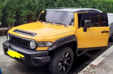 Sell Yellow Toyota Fj Cruiser in Parañaque