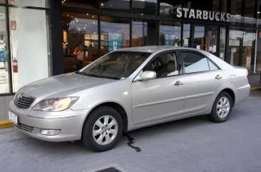 Selling White Toyota Camry 2009 in Rizal
