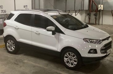 White Ford Ecosport for sale in Makati