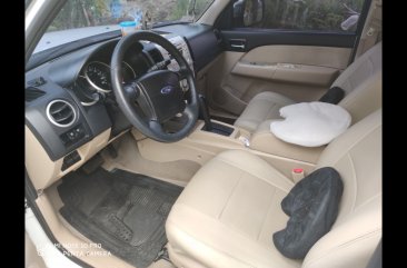 Sell White 2012 Ford Everest in Taytay