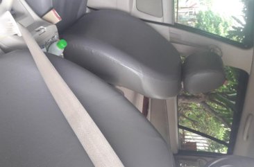 Grey Toyota Innova for sale in Parañaque