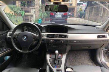 Selling Grey Bmw 318I in Manila