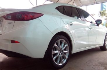 Pearl White Mazda 3 for sale in Bacolod