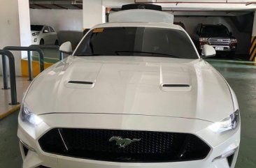 Sell White Ford Mustang in Manila
