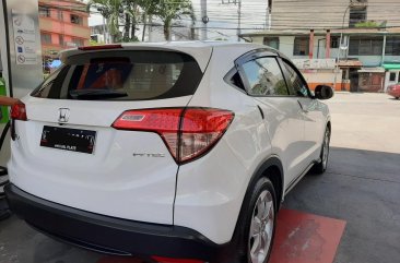 White Honda Hr-V for sale in Manila