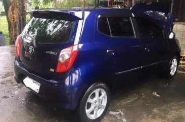 Selling Blue Toyota Wigo in Manila