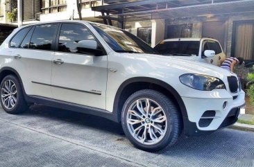 Selling White Bmw X5 2012 in Manila