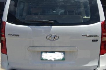 Sell White Hyundai Grand starex in Mandaue