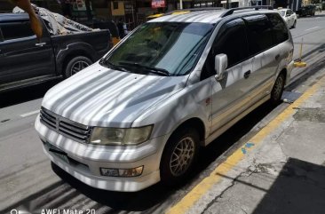 Selling White Mitsubishi Grandis in Manila