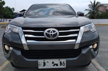 Selling Grey Toyota Fortuner 2018 in Manila