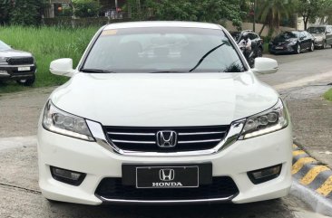 White Honda Accord for sale in Muntinlupa