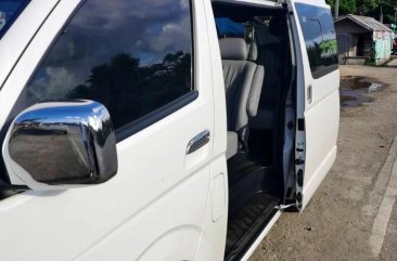 White Toyota Hiace Super Grandia 2016 for sale in Manila