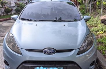 Selling Blue Ford Fiesta 2011 in Manila