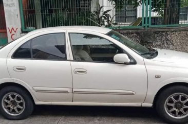 White Nissan Sentra for sale in Manila