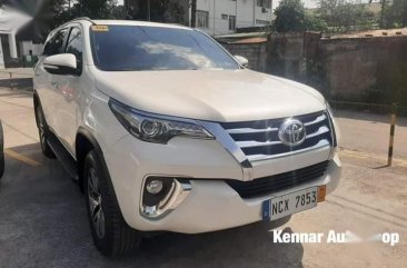Sell White Toyota Fortuner in Antipolo