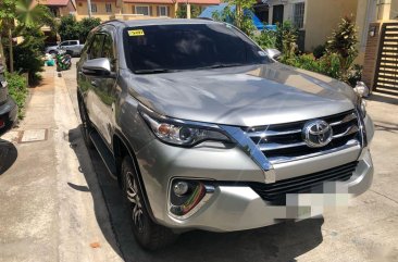 Selling Silver Toyota Fortuner in Manila