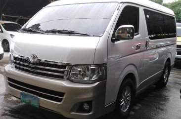 Pearl White Toyota Hiace Super Grandia for sale in Manila