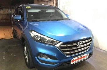 Sell Blue Hyundai Tucson in Manila