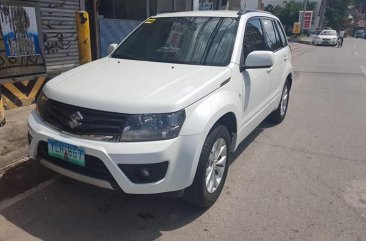 White Suzuki Grand Vitara 2014 for sale in Manila