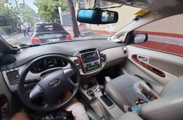 Selling White Toyota Innova in Antipolo