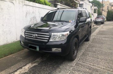 Sell Black Toyota Land Cruiser in Makati