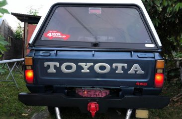 Blue Toyota Hilux for sale in Calapan